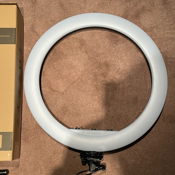 Inkeltech 21 inch Ring Light - Picture 4 of 6
